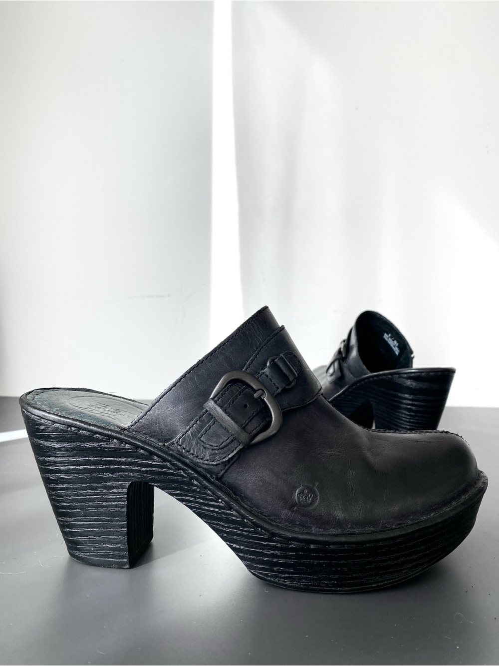 Born Black Leather Buckle Platform Clogs Sz 9 Boho Moto Emo Chic